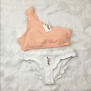 Jessica Simpson bikini set!